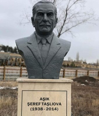 Aşık Şeref Taşlıova